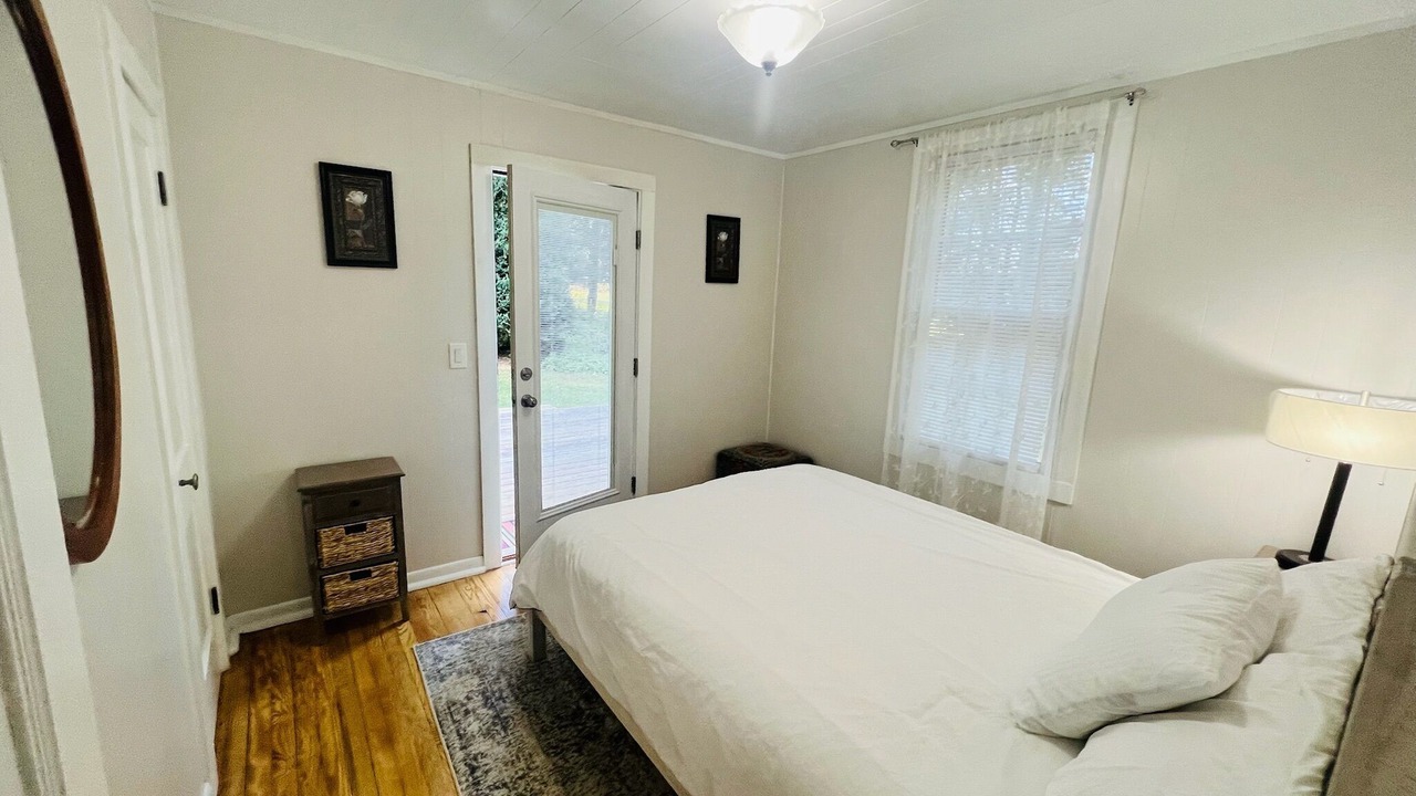 Photo of Bedroom in Canadensis