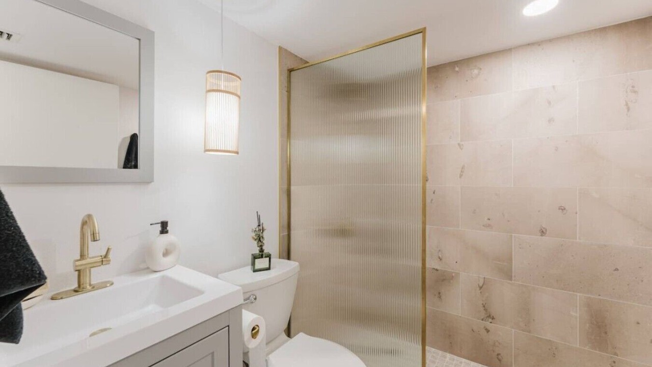 Photo of Bathroom in Pembroke Pines