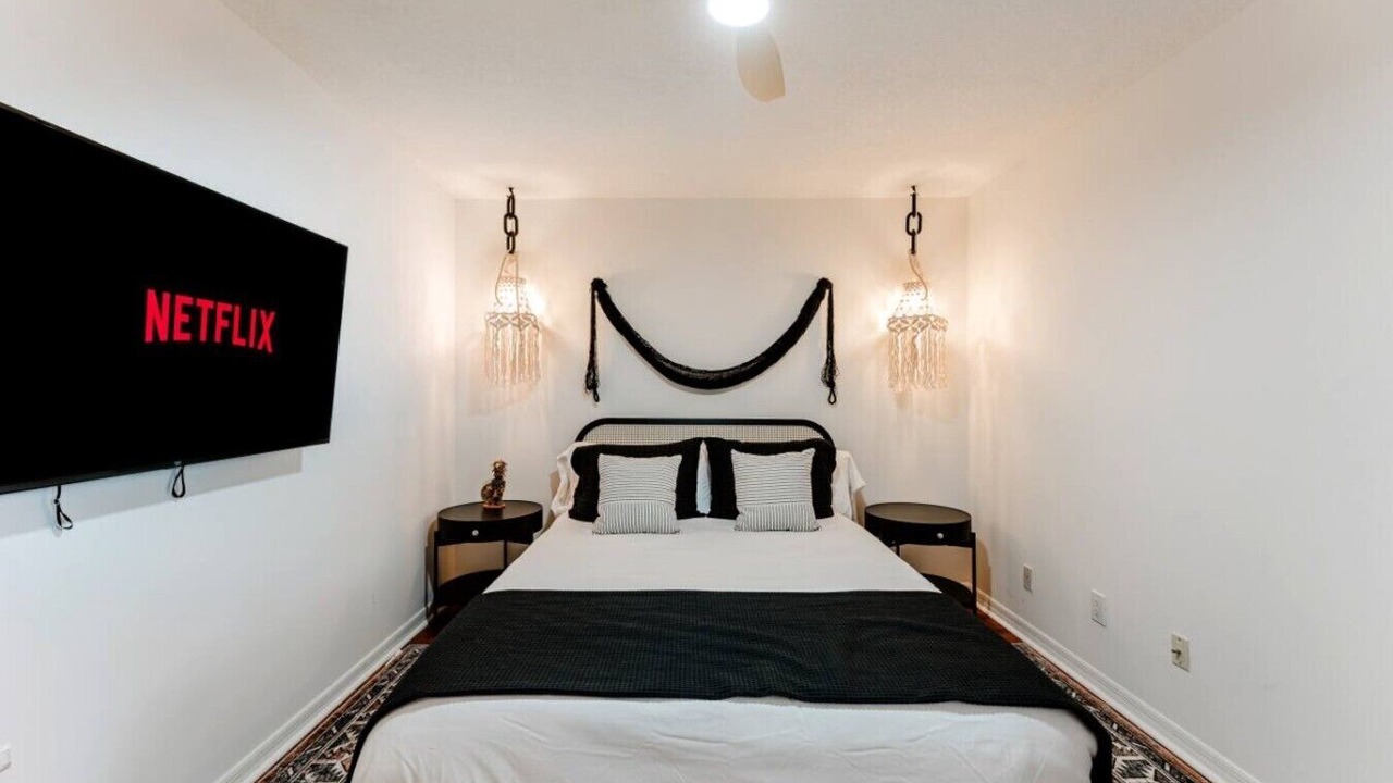 Photo of Bedroom in Pembroke Pines