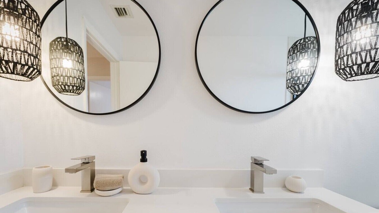 Photo of Bathroom in Pembroke Pines