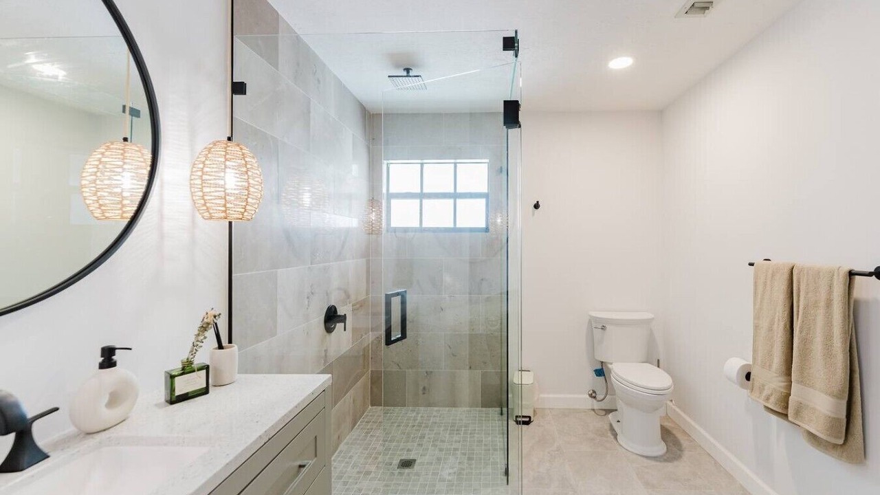 Photo of Bathroom in Pembroke Pines
