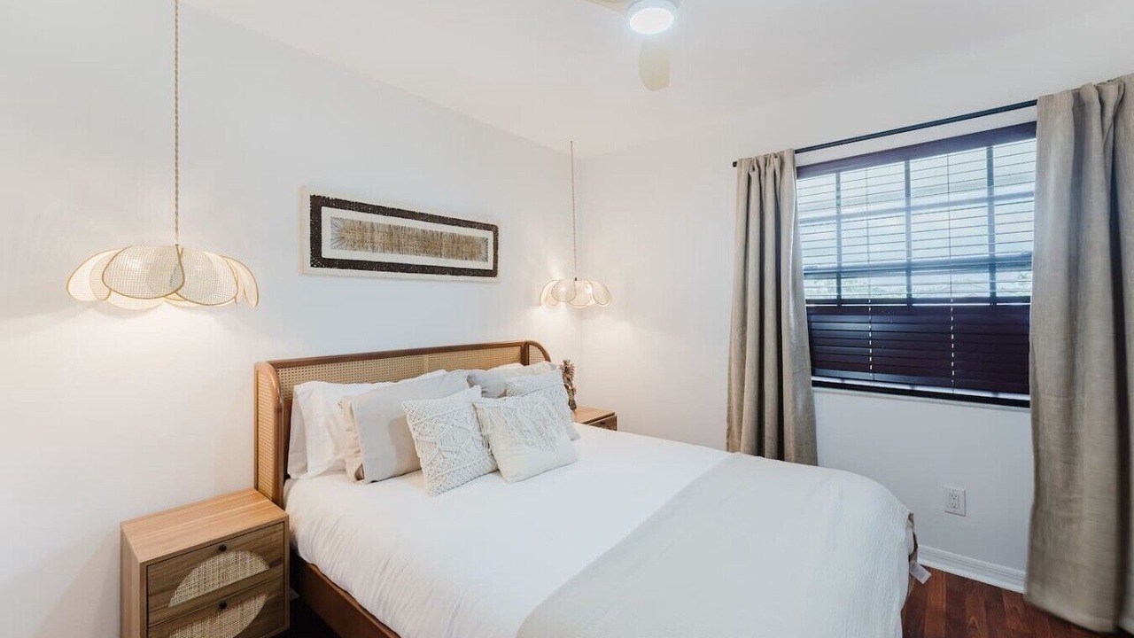 Photo of Bedroom in Pembroke Pines