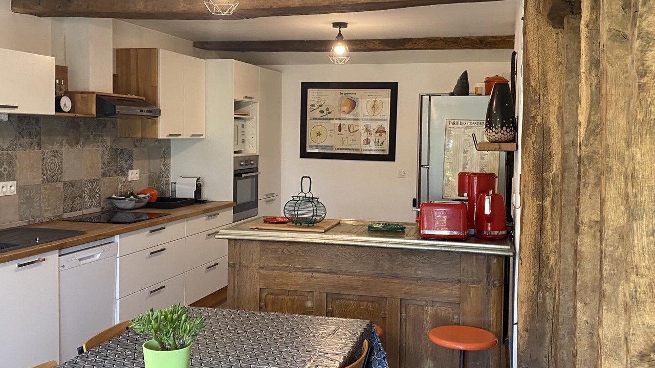 Photo of Kitchen in Singly
