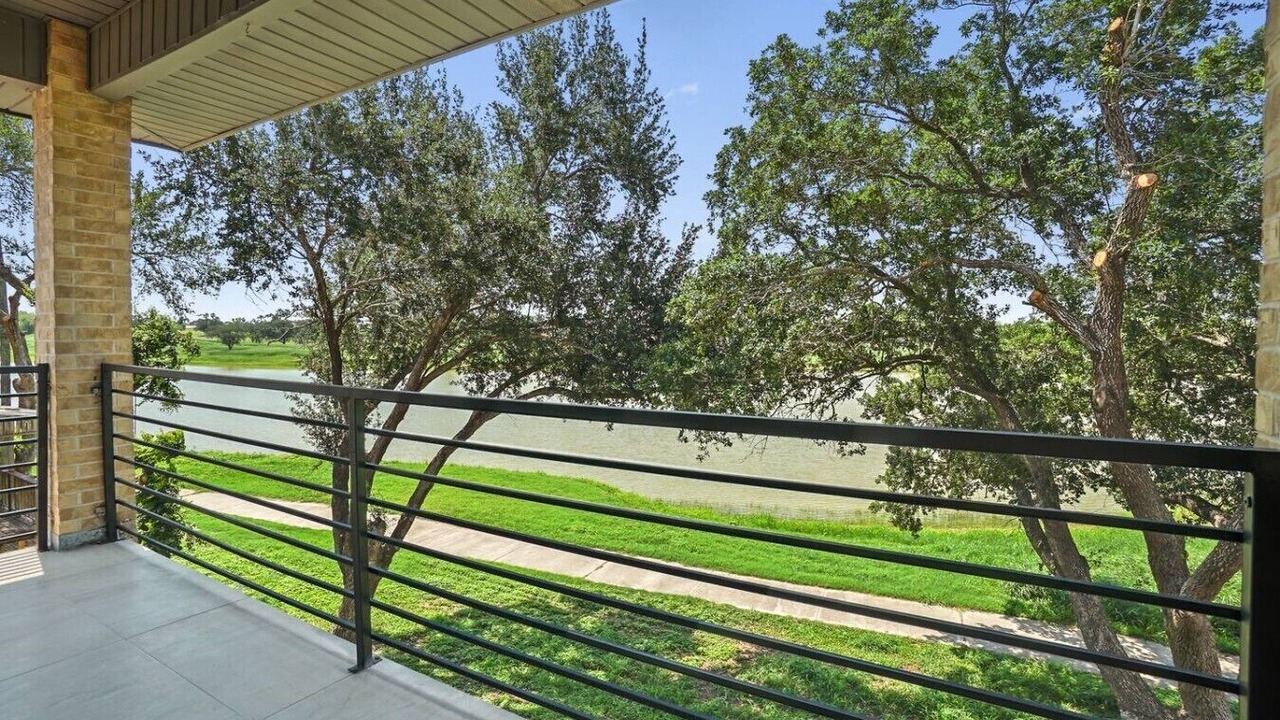Photo of Outdoor in Mission
