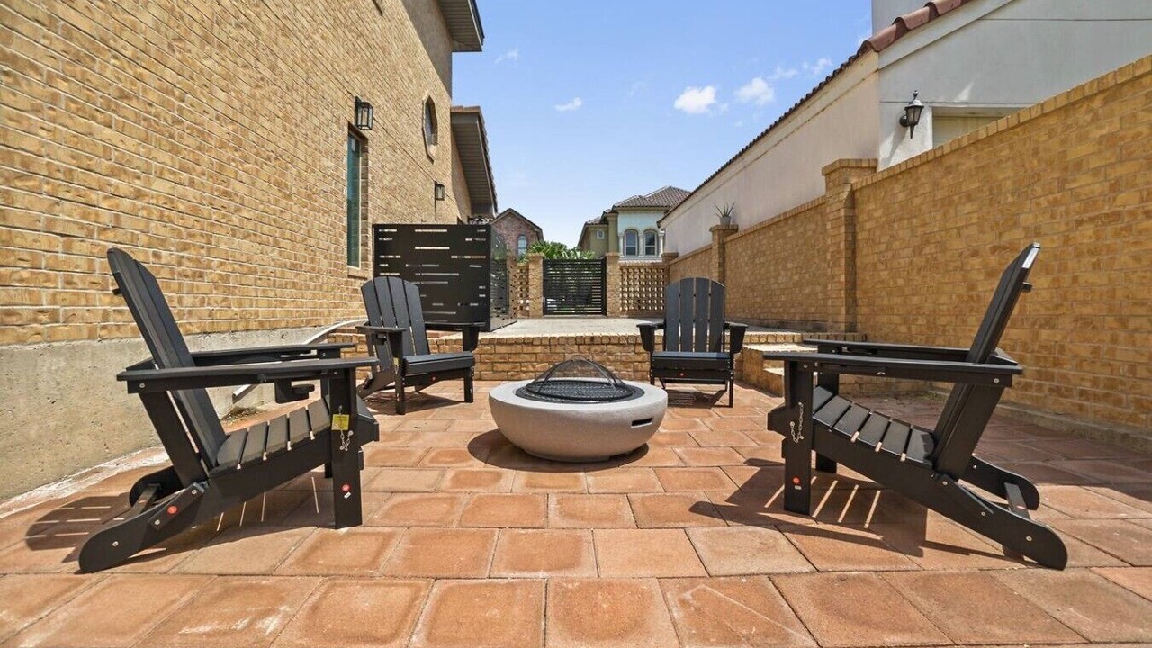 Photo of Patio Balcony in Mission