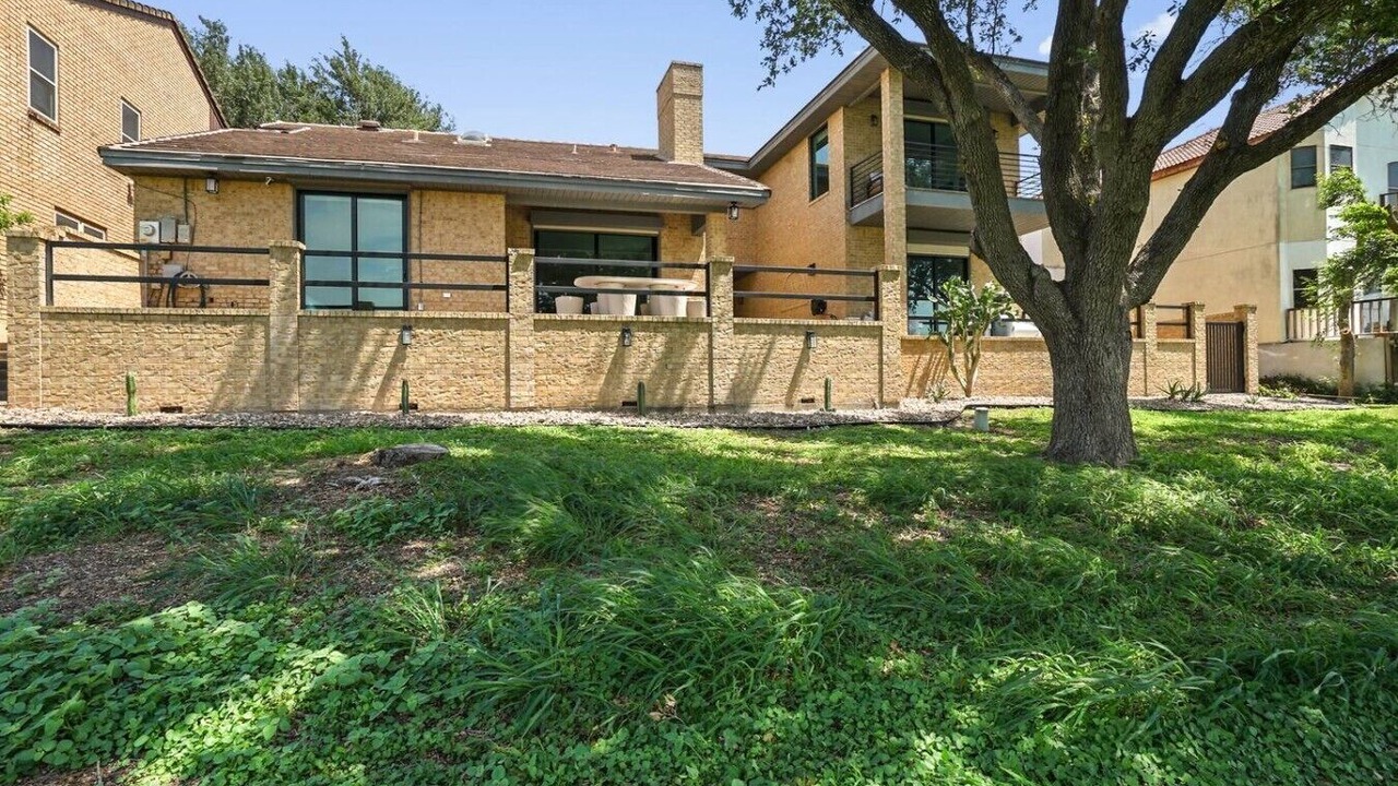 Photo of Outdoor in Mission