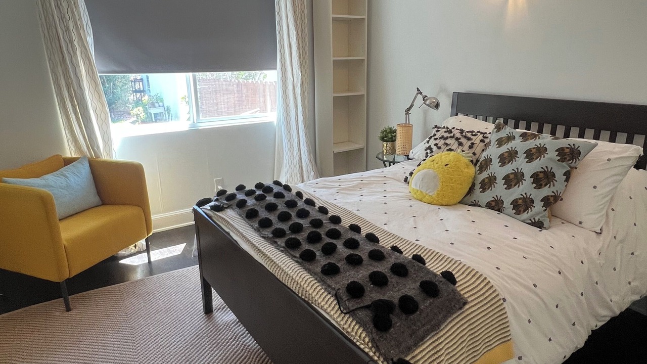 Photo of Bedroom in Mid City