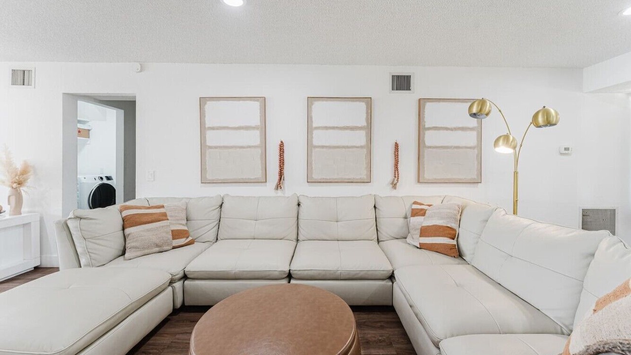 Photo of Livingroom in Florida North Atlantic Coast