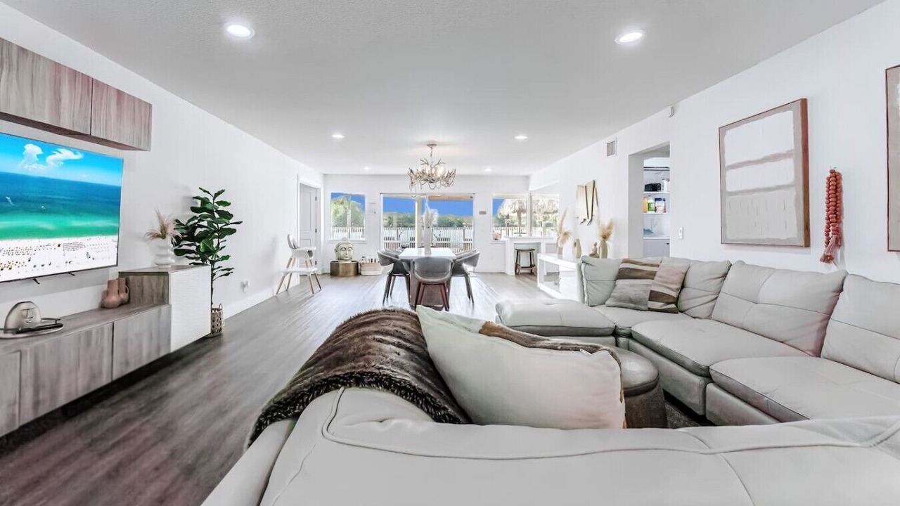 Photo of Livingroom in Florida North Atlantic Coast