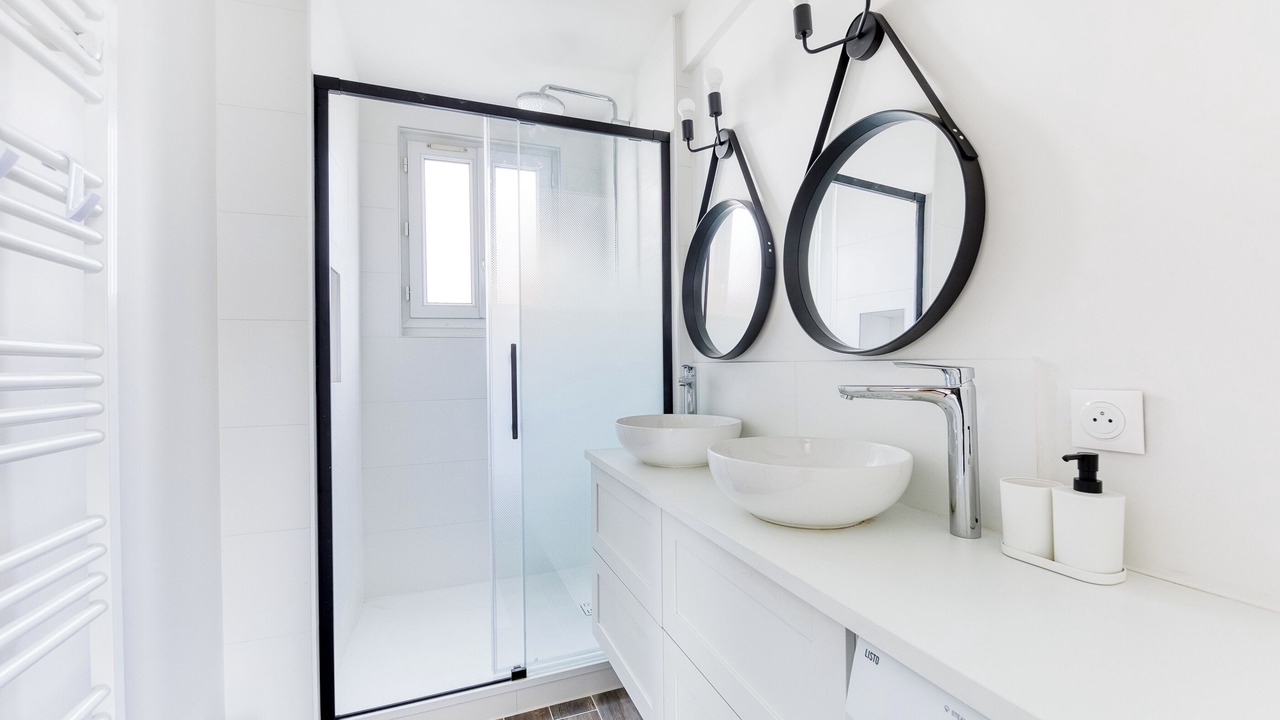 Photo of Bathroom in Le Perreux-sur-Marne