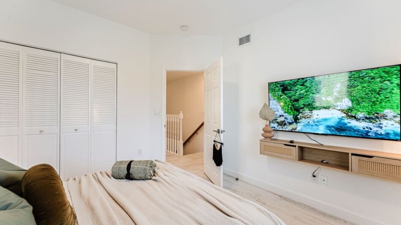 Photo of Bedroom in Poiciana Park II