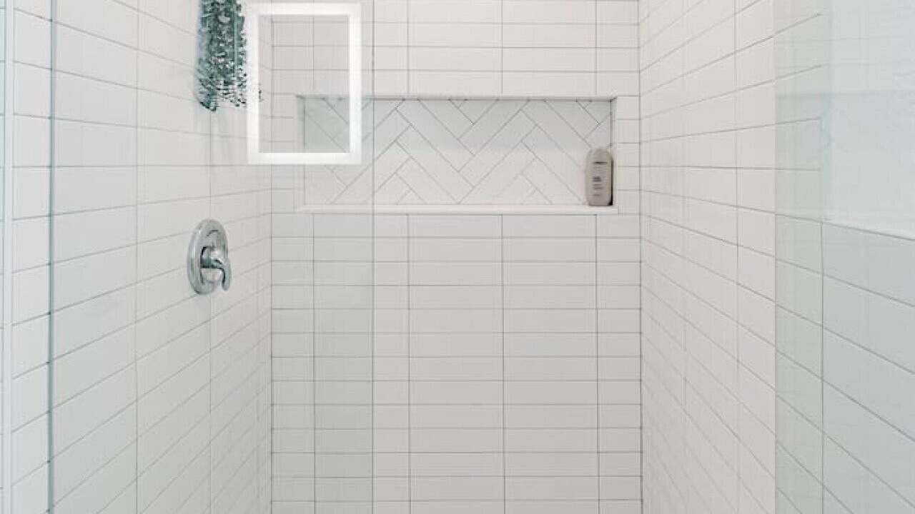 Photo of Bathroom in Poiciana Park II