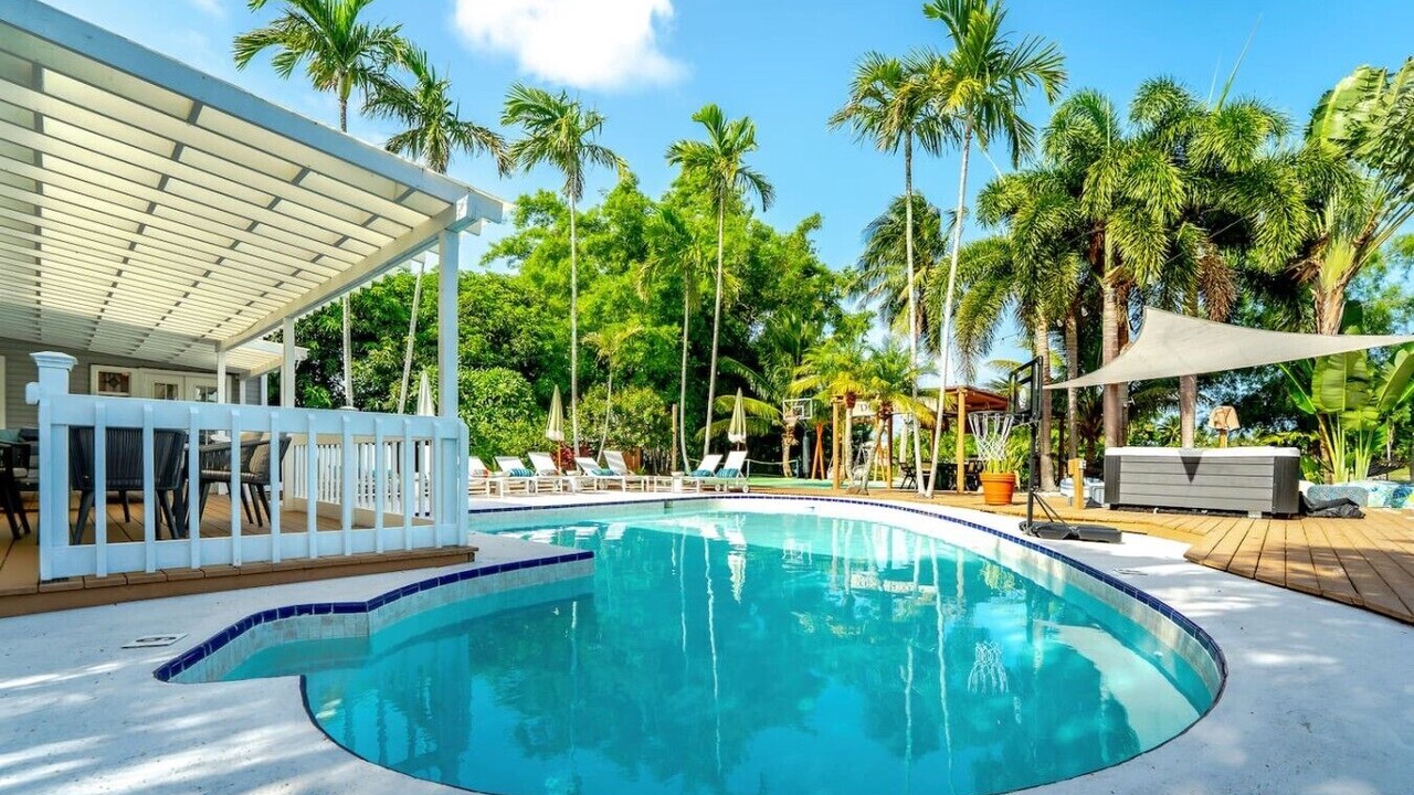 Photo of Outdoor in Lake Clarke Shores