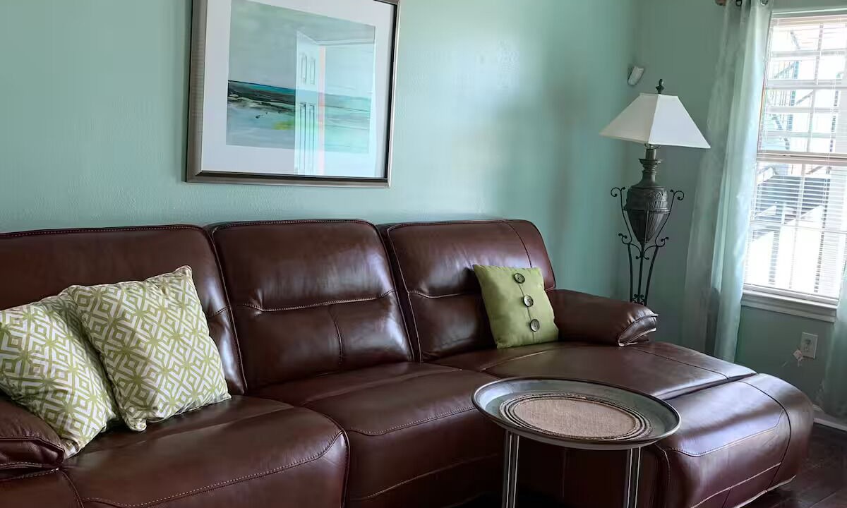 Photo of Livingroom in McNair