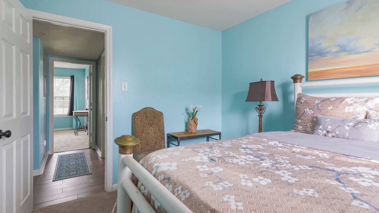 Photo of Bedroom in McNair