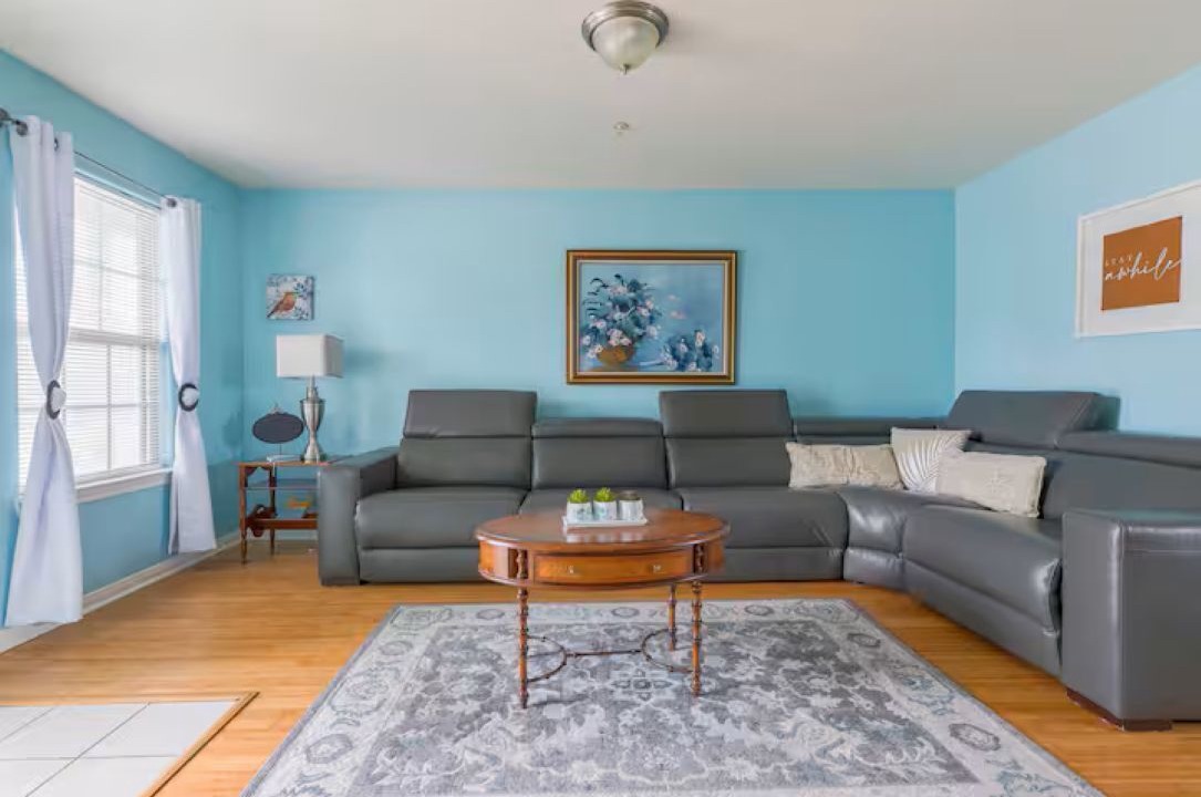 Photo of Livingroom in McNair