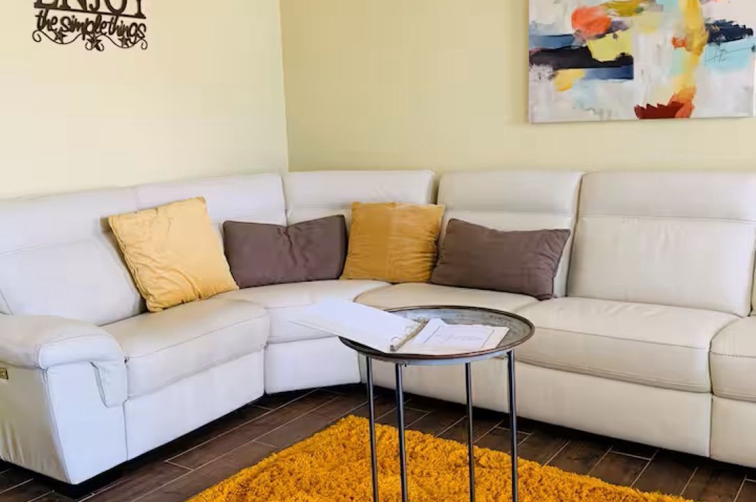 Photo of Livingroom in McNair