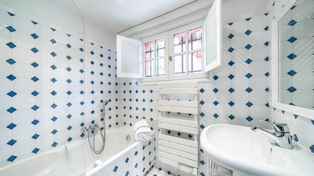 Photo of Bathroom in Chateauneuf-Grasse