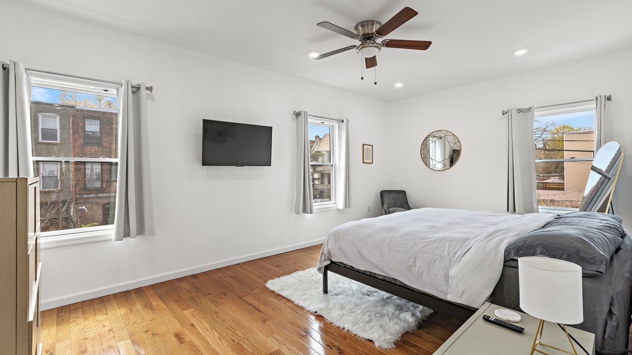 Photo of Bedroom in McGinley Square