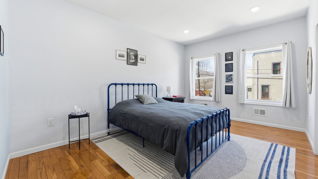 Photo of Bedroom in McGinley Square