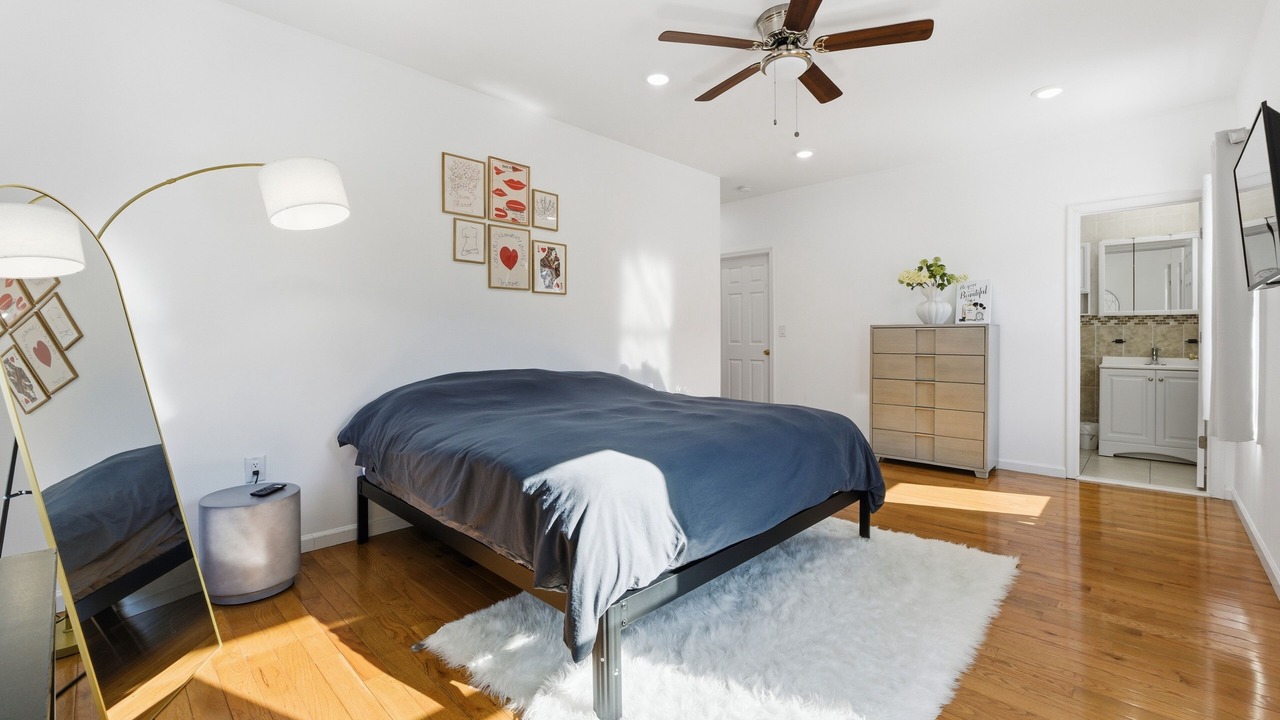 Photo of Bedroom in McGinley Square