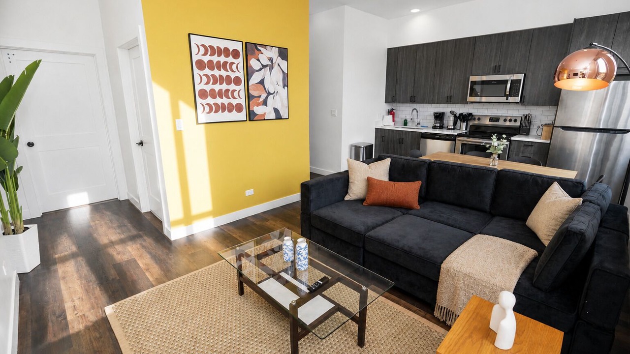 Photo of Livingroom in Near South Side