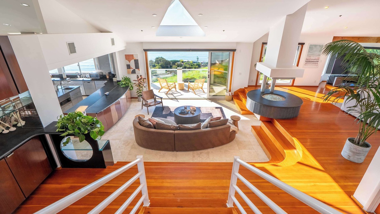 Photo of Livingroom in Malibu