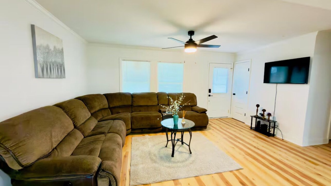Photo of Livingroom in Goldsboro