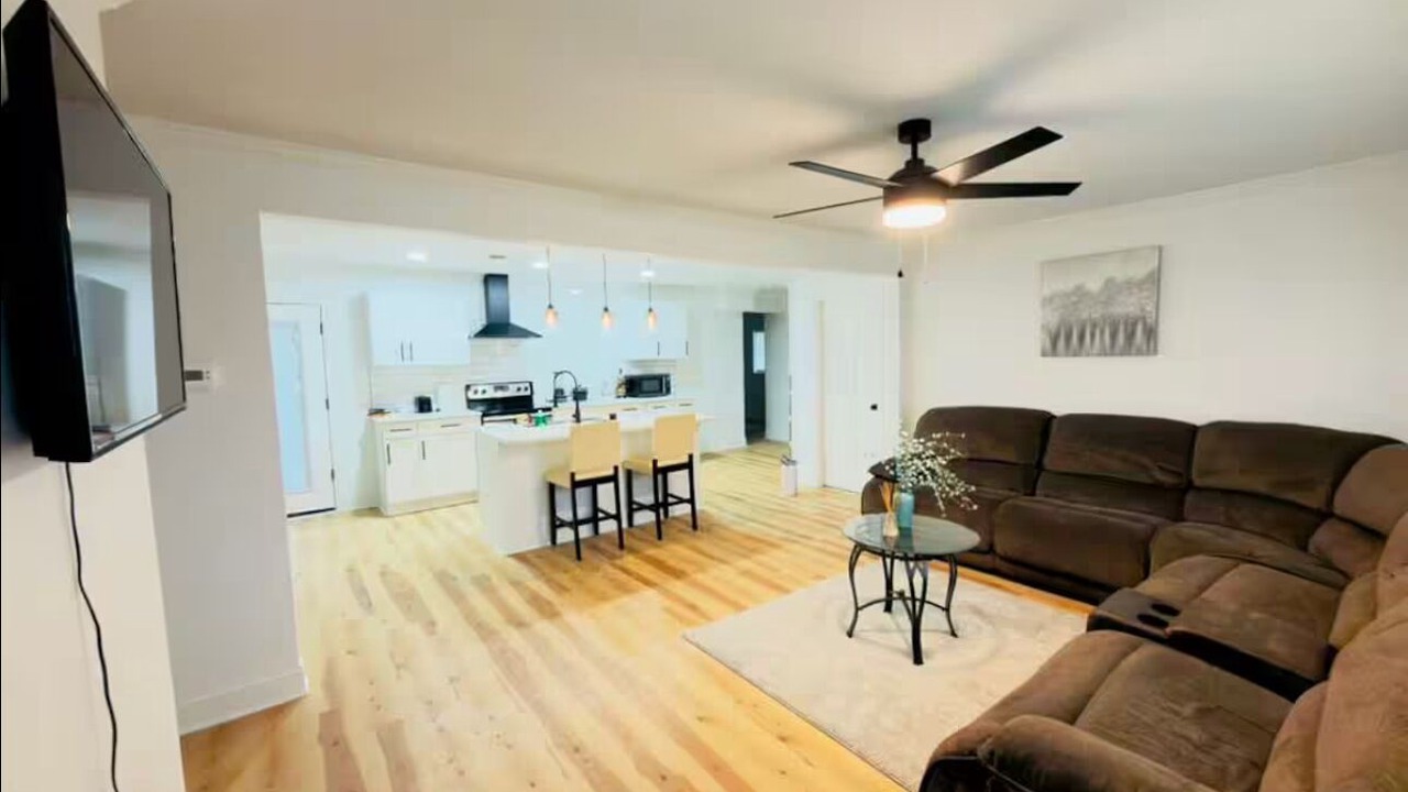 Photo of Livingroom in Goldsboro