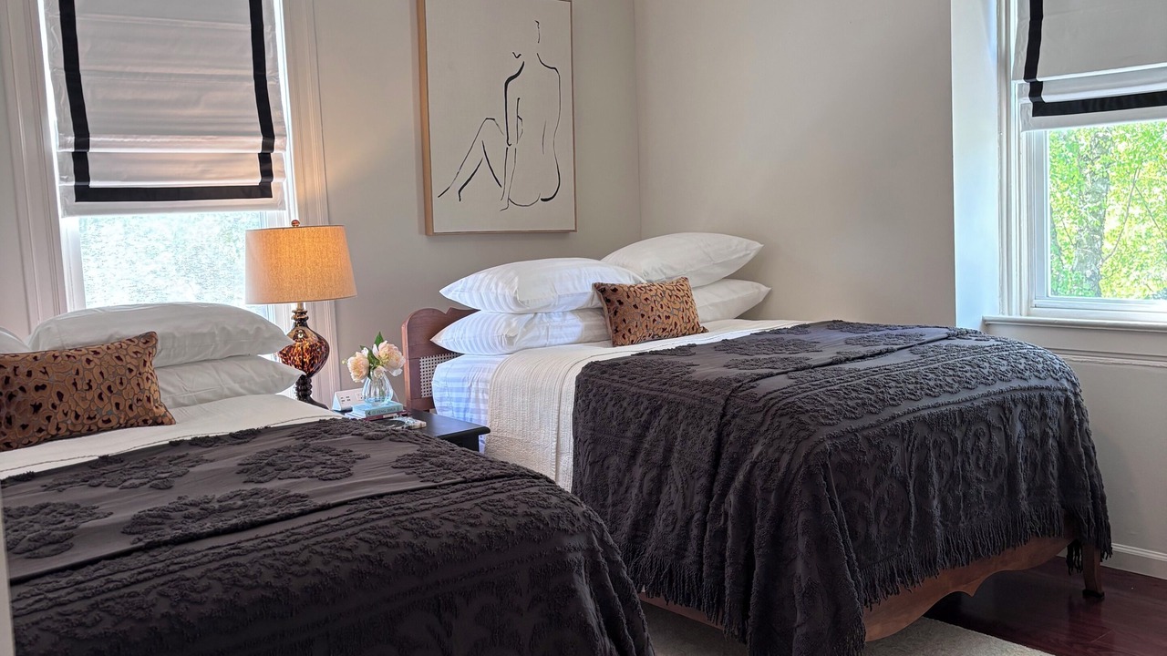 Photo of Bedroom in St. Charles Historic District