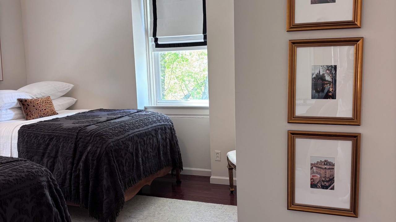 Photo of Bedroom in St. Charles Historic District