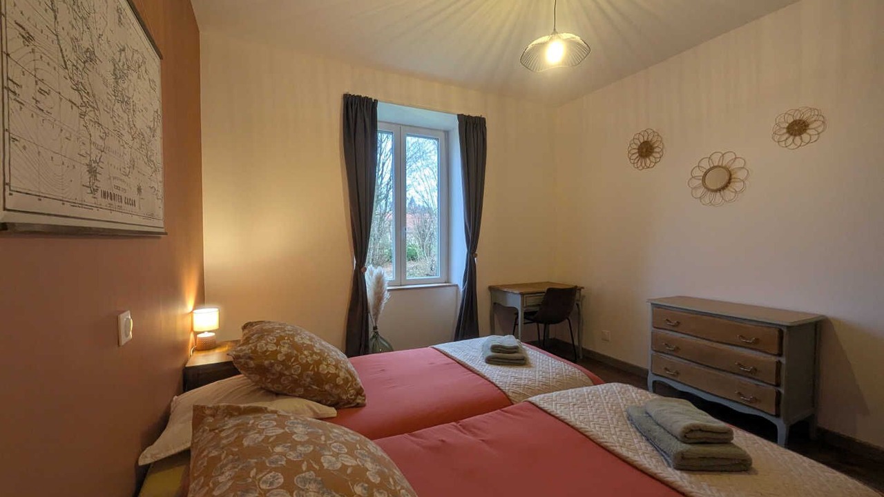 Photo of Bedroom in Sarrey