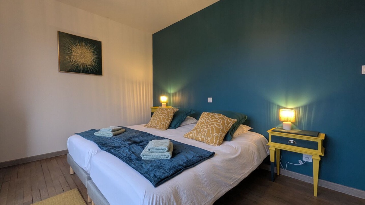 Photo of Bedroom in Sarrey