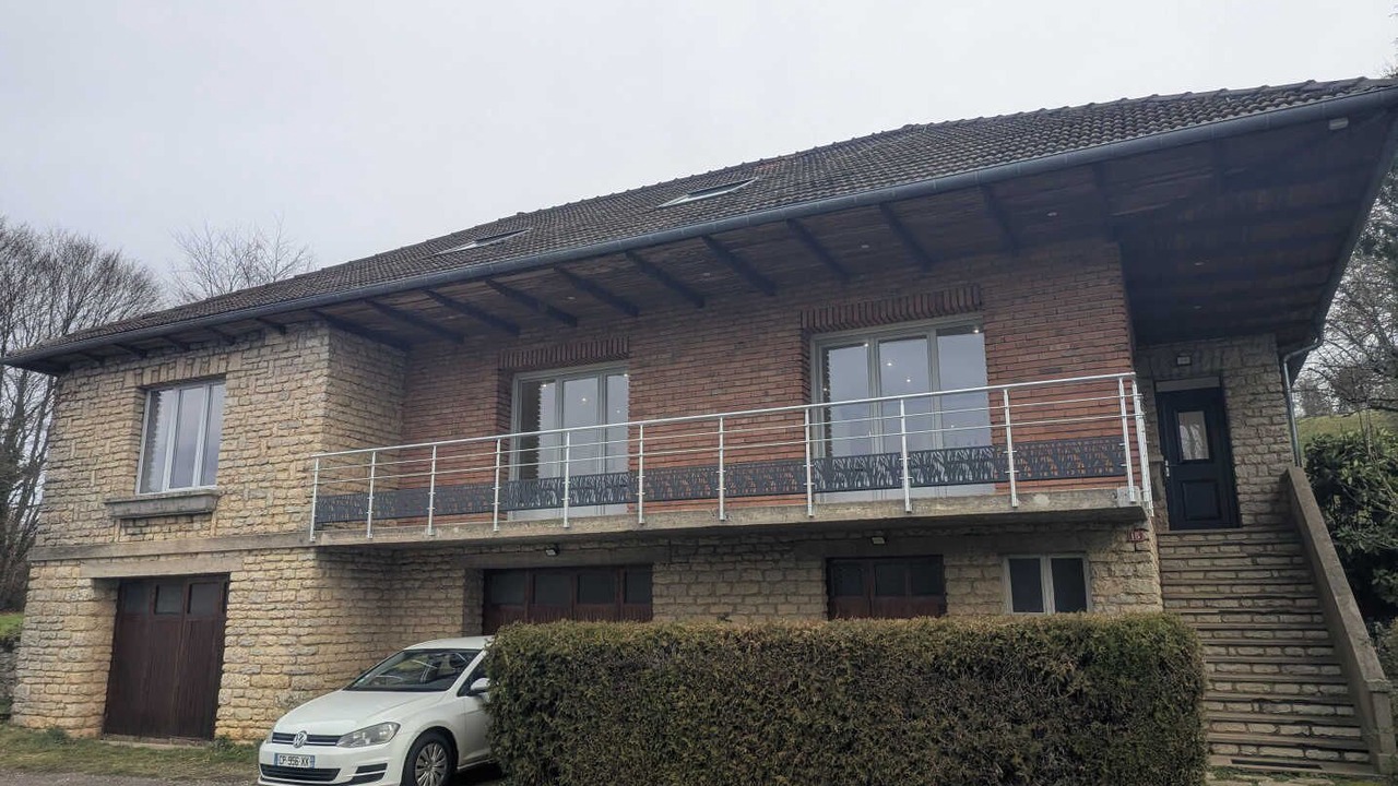 Photo of Outdoor in Sarrey