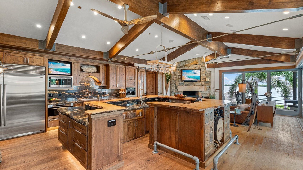 Photo of Kitchen in Whitney Beach