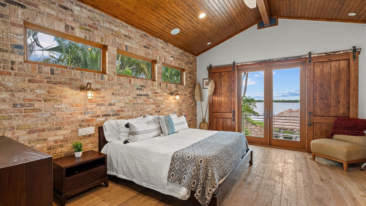 Photo of Bedroom in Whitney Beach