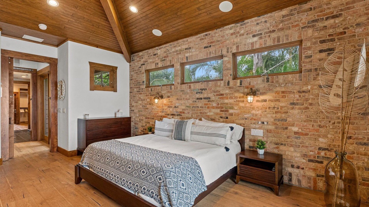 Photo of Bedroom in Whitney Beach