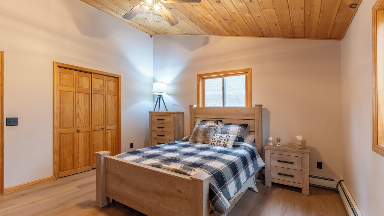 Photo of Bedroom in Jay
