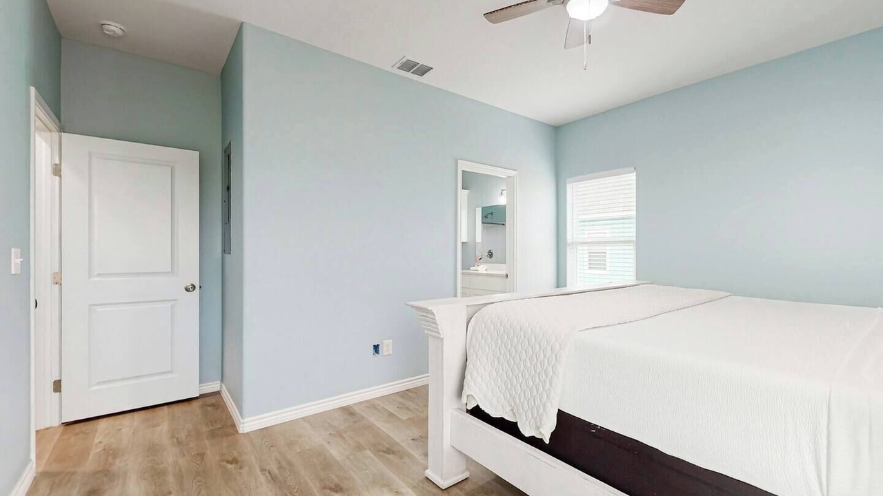 Photo of Bedroom in Aransas Pass