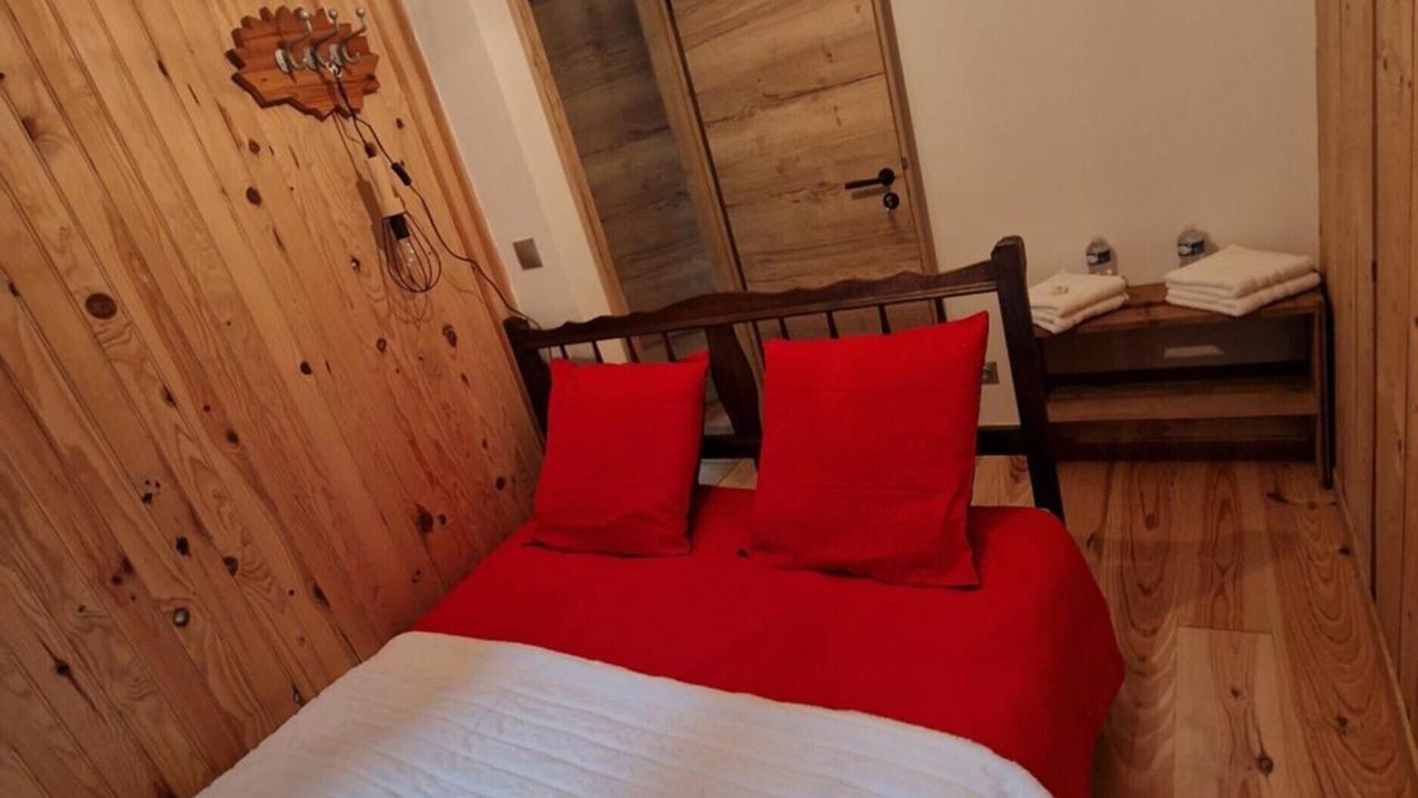 Photo of Bedroom in Saint-Sauveur