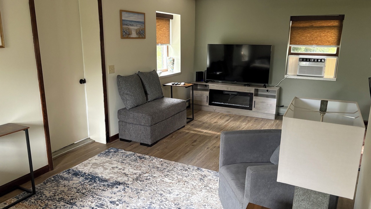 Photo of Livingroom in Lake Erie Beach