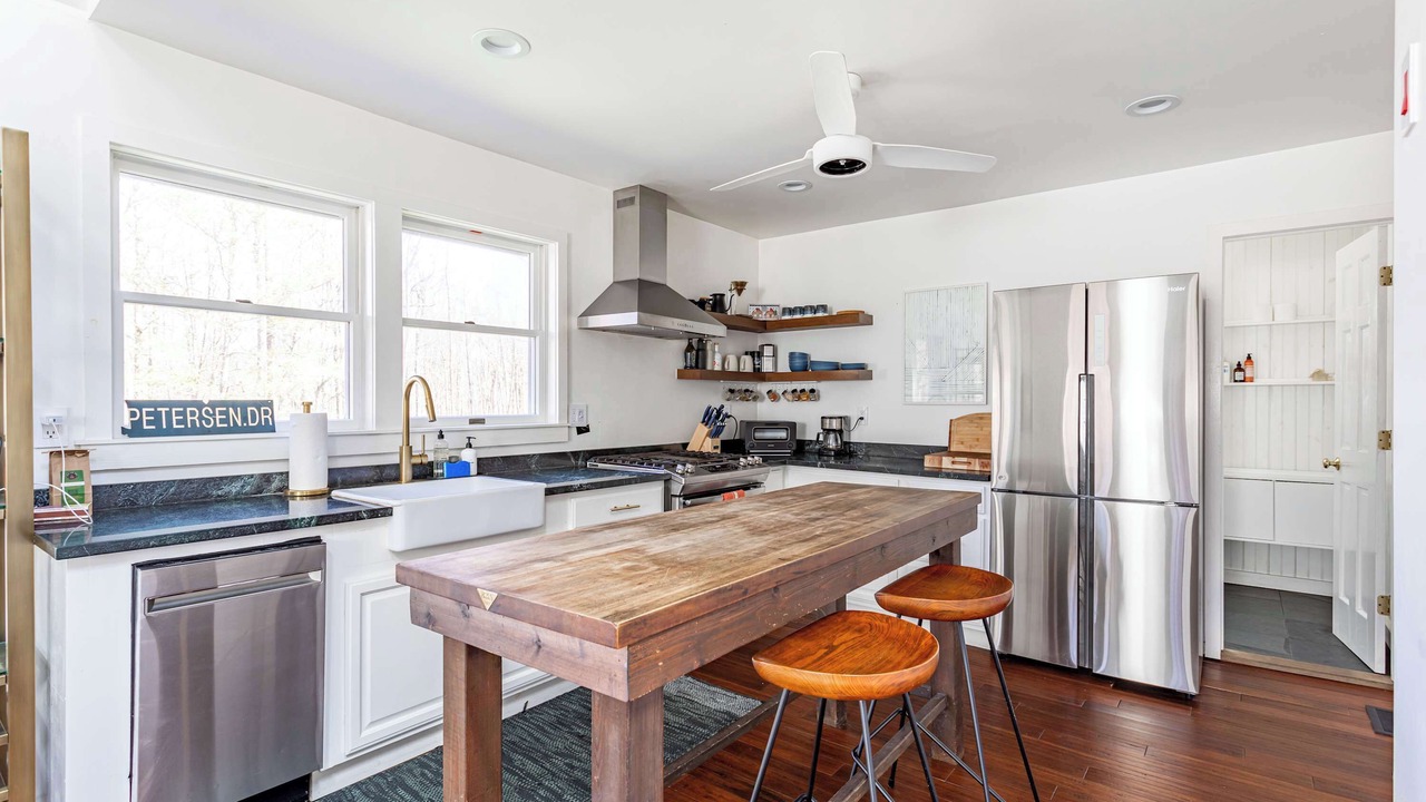 Photo of Kitchen in Town of Colchester