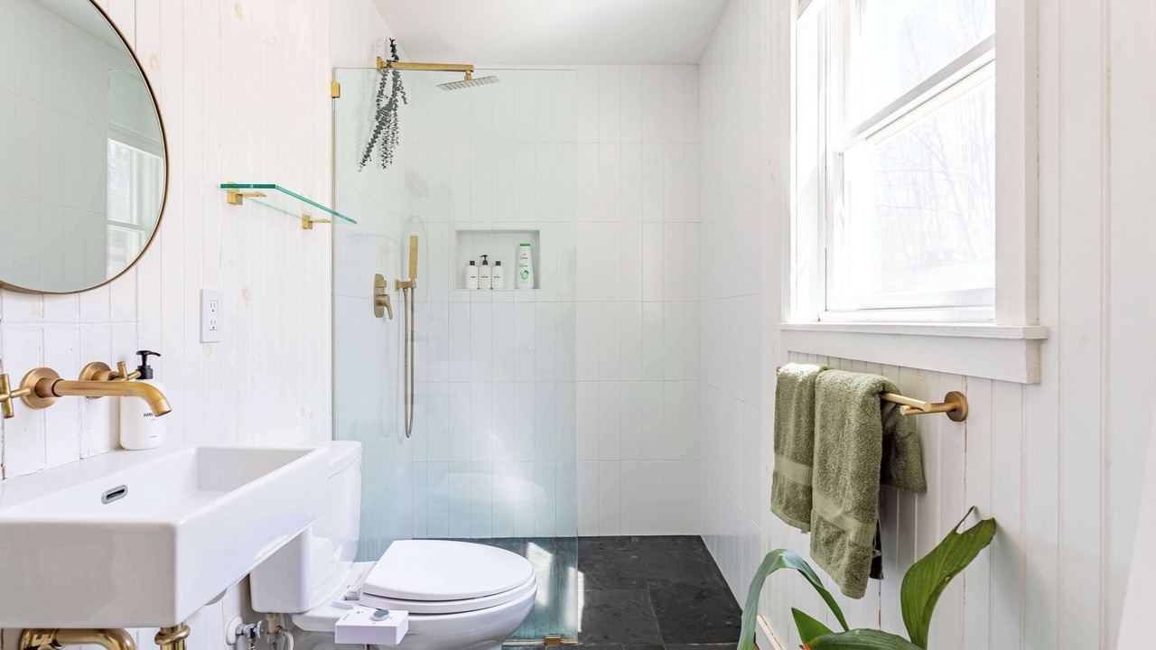 Photo of Bathroom in Town of Colchester