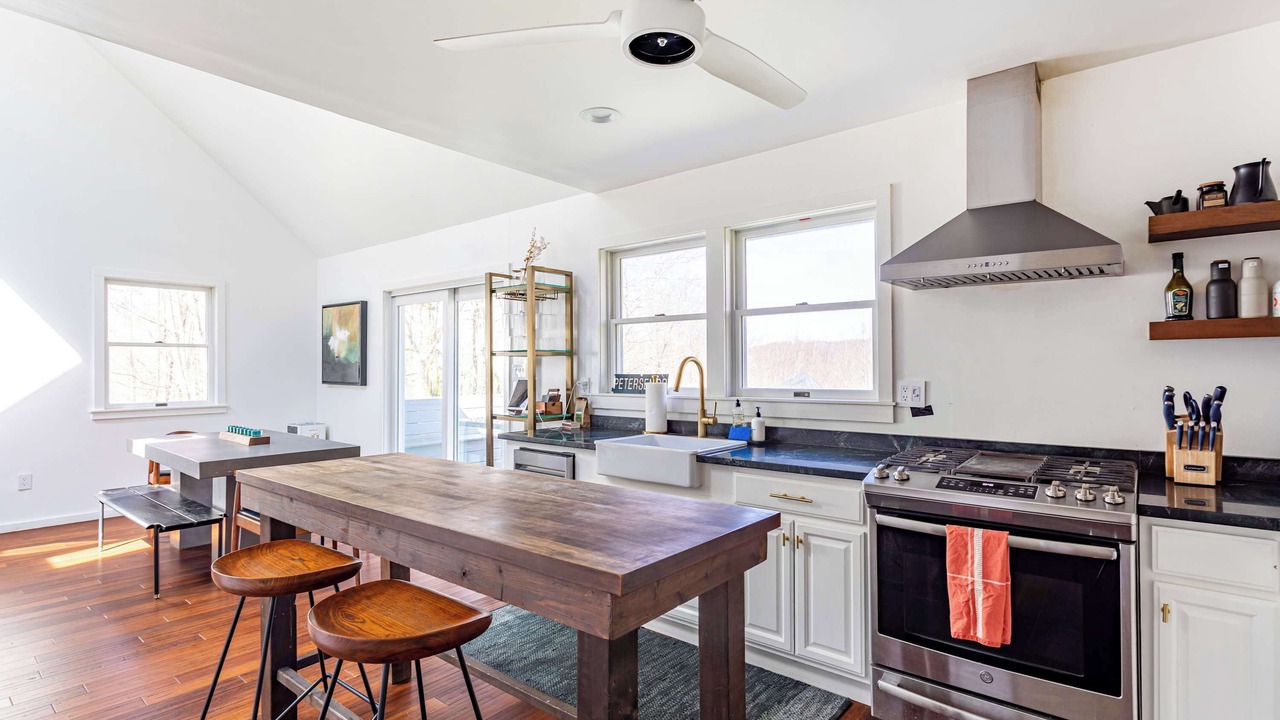 Photo of Kitchen in Town of Colchester