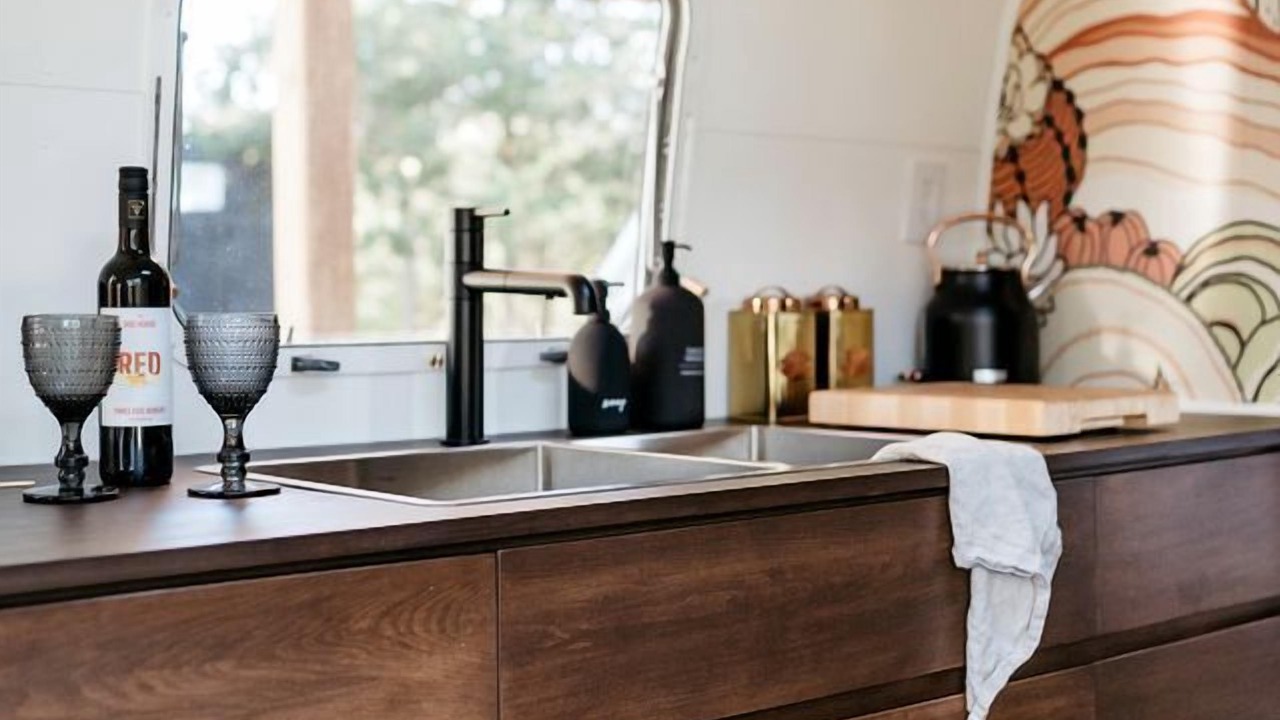 Photo of Kitchen in Tyendinaga Mohawk Territory