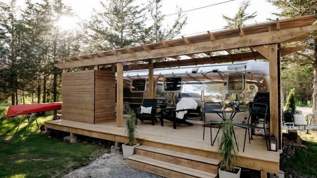 Photo of Patio Balcony in Tyendinaga Mohawk Territory