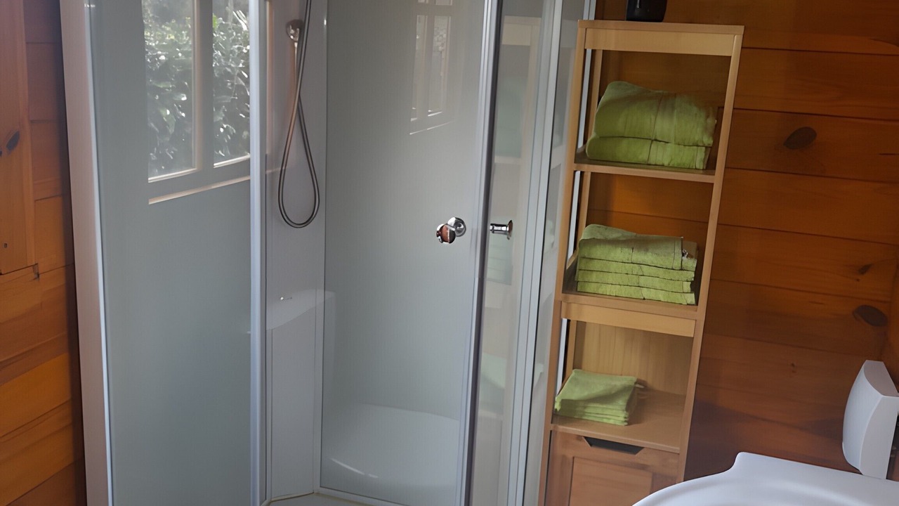 Photo of Bathroom in Lessard-et-le-Chene