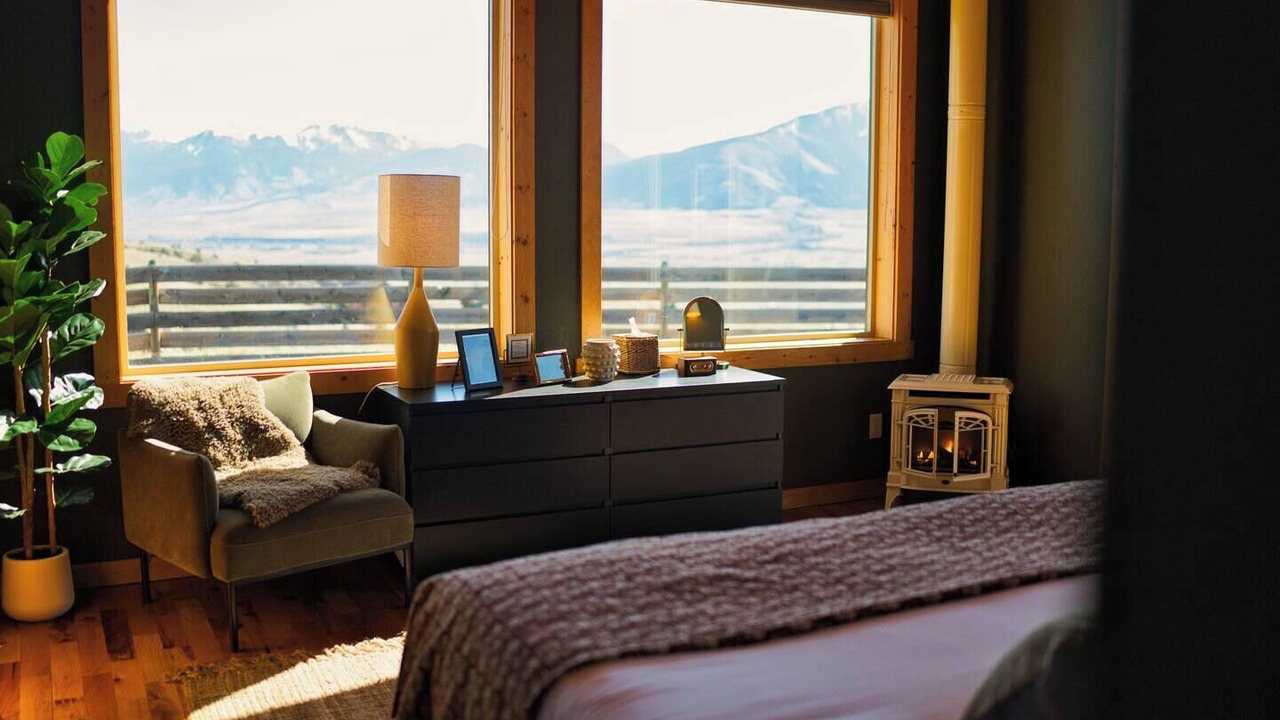 Photo of Livingroom in Emigrant