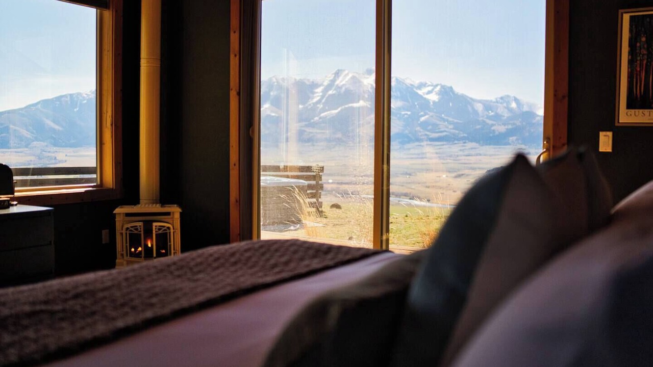 Photo of Livingroom in Emigrant