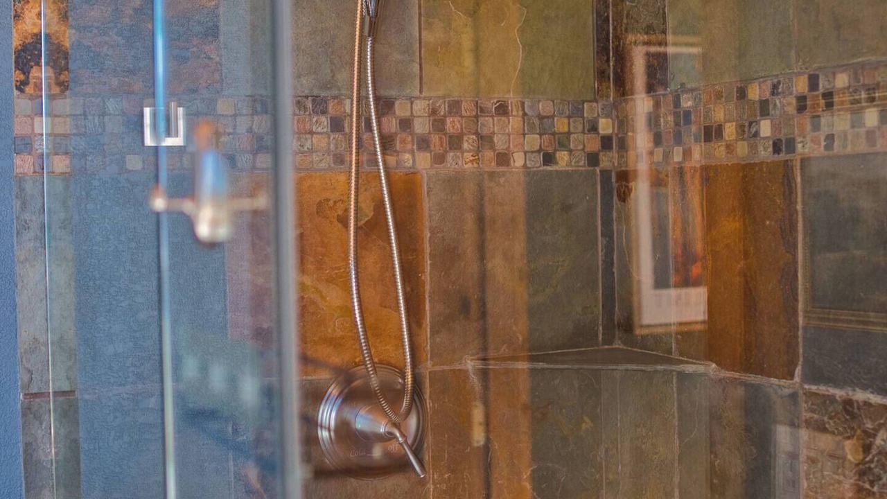 Photo of Bathroom in Emigrant